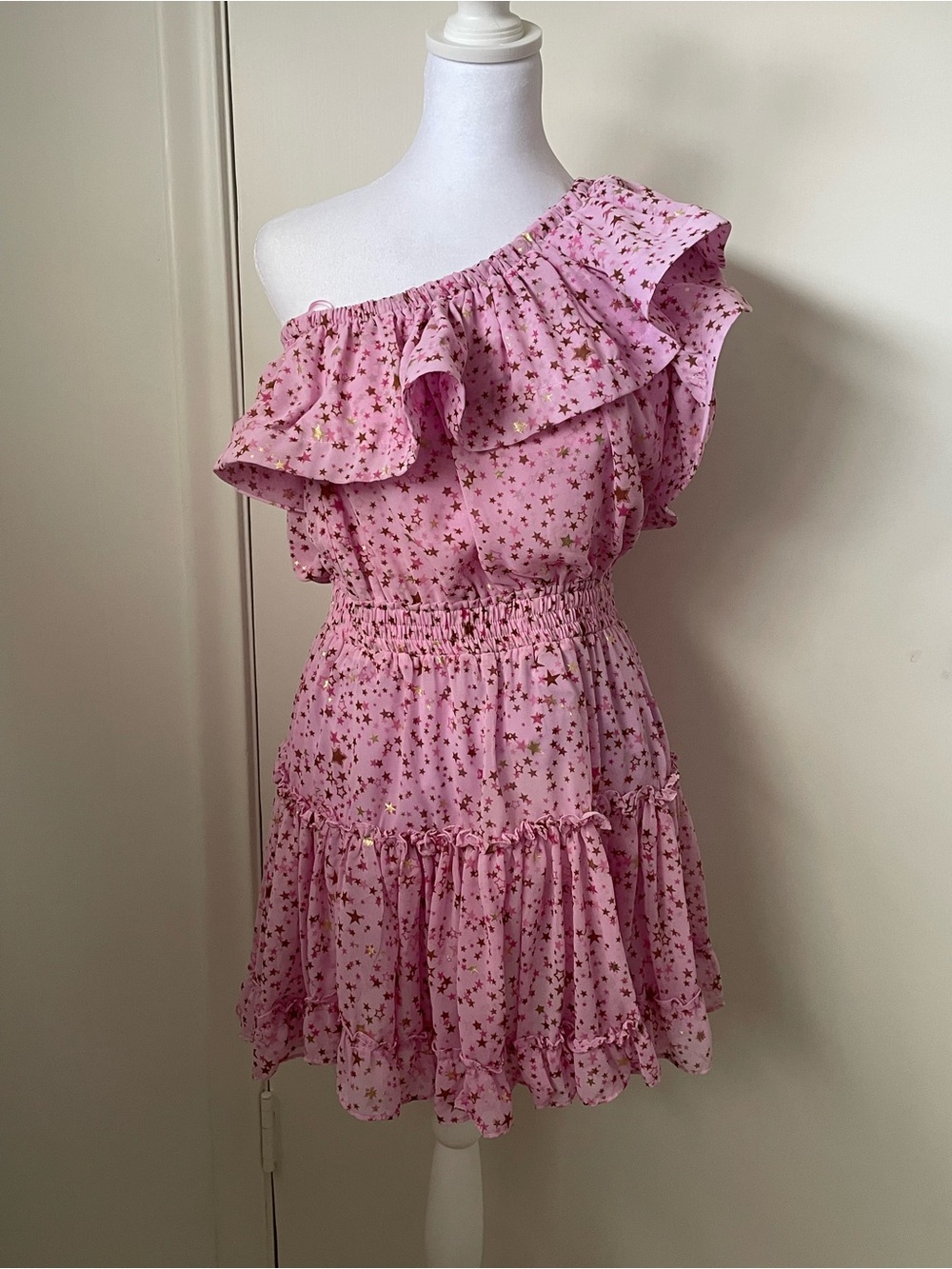Buddy Love Pink One-Shoulder Ruffle Star Print Dress